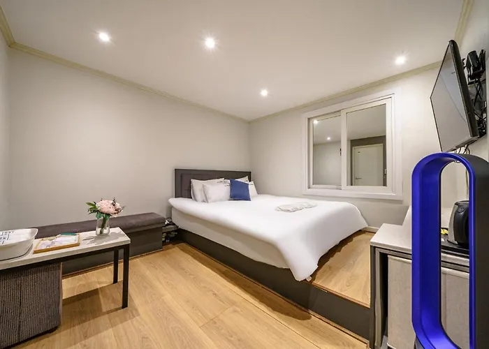Waba Classic Gwanganri Hotel 2*