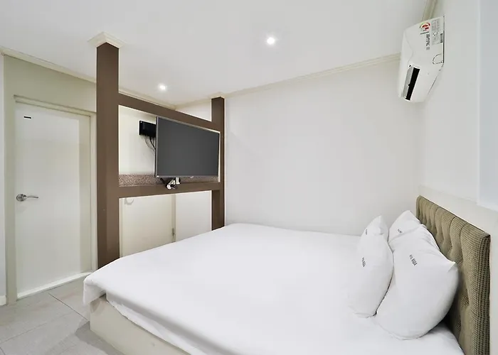 Hotel Waba Classic Gwanganri 2*